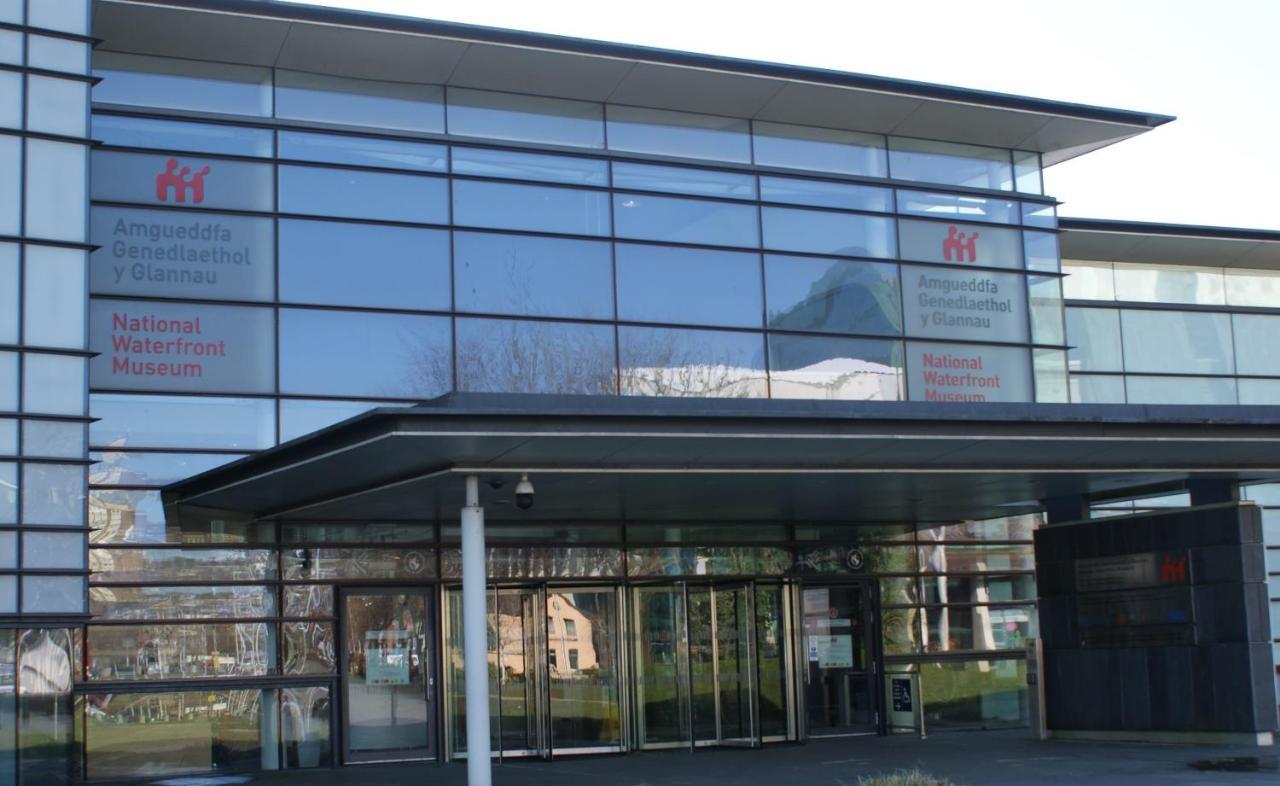 Coastal City Rooms - Waterfront Swansea Exterior foto